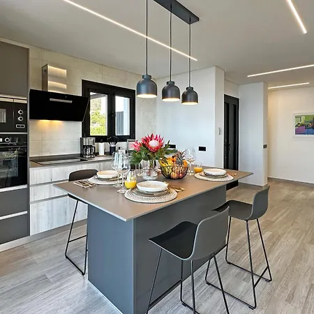 Vv Casa Aserradero بيت للعطل *